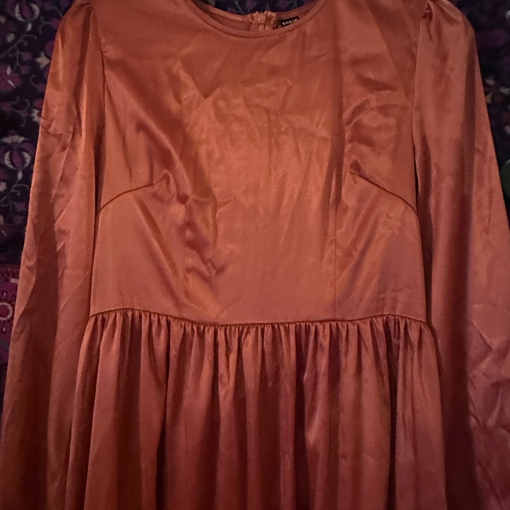 Dress - Picture 2 of 6
